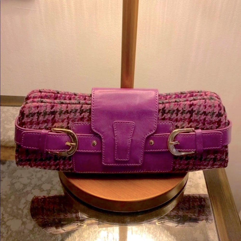 SOLD!!   BANANA REPUBLIC Vintage Houndstooth Clutch